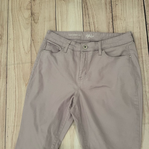 STYLE & CO Purple curve Skinny leg Jeans with Elastic Waistband/size 12 - Picture 3 of 7